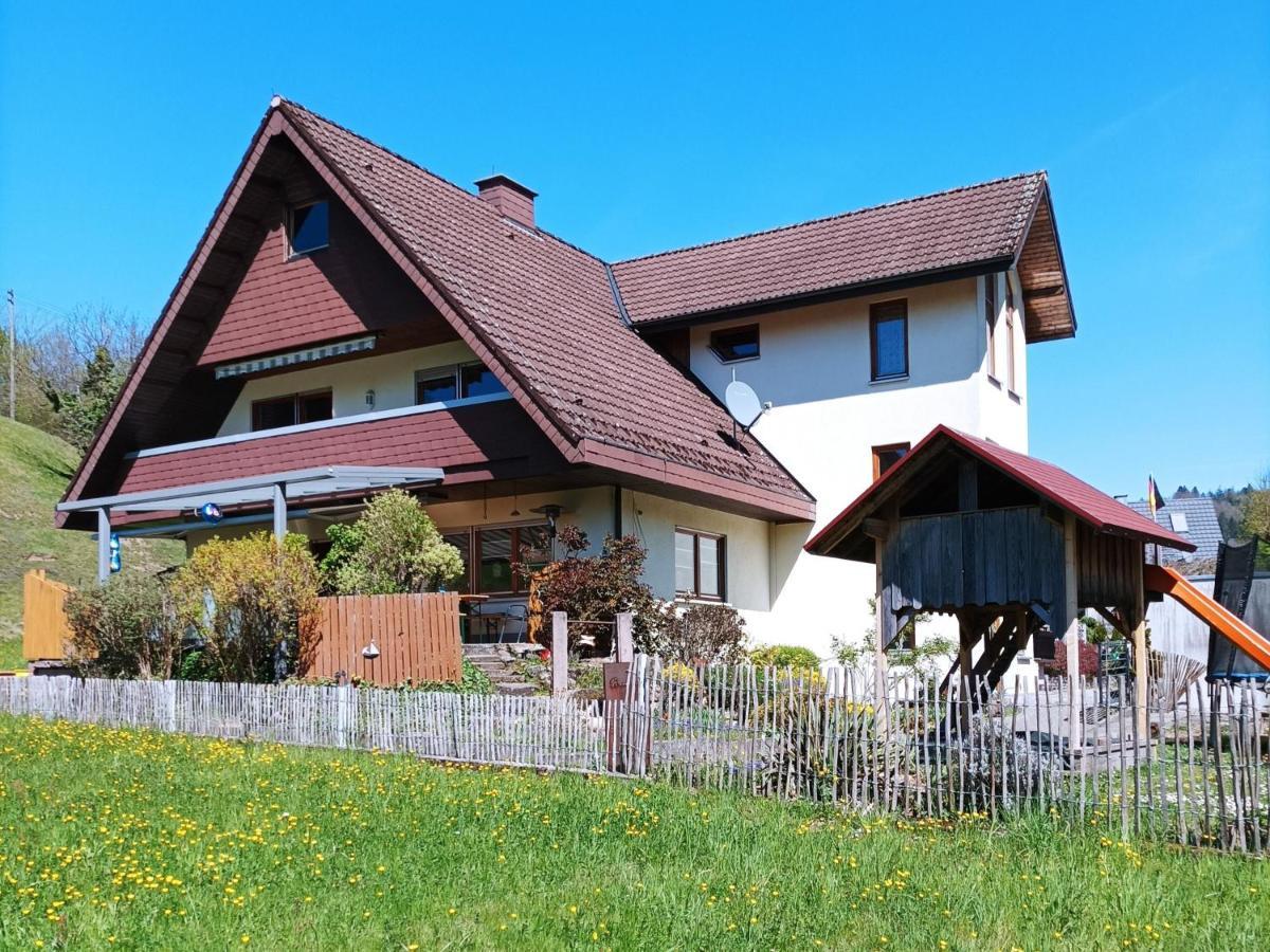 Ferienwohnung Wiesenblick Oberharmersbach Bagian luar foto